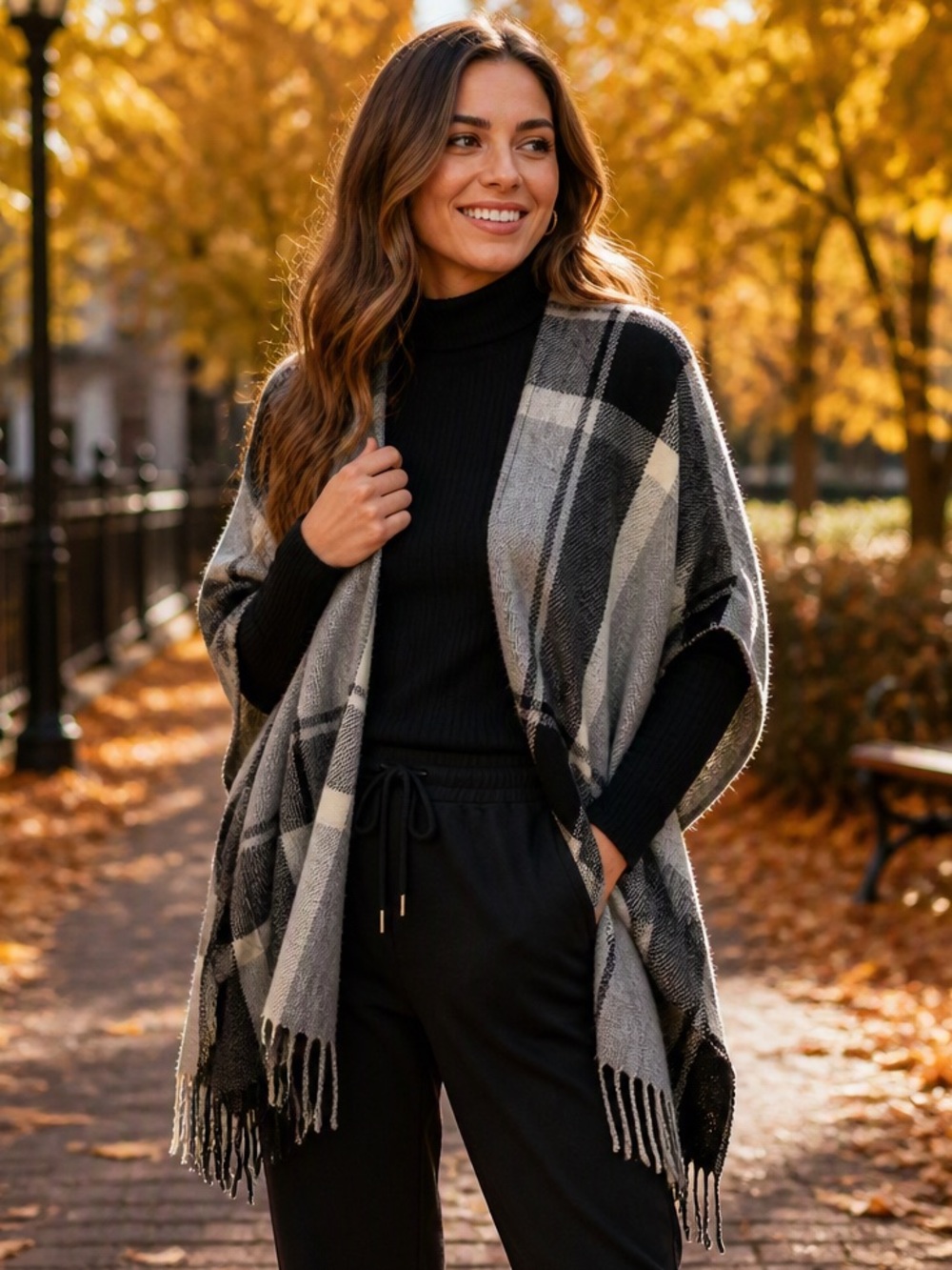 LOFT Women's plaid wrap - Black and White